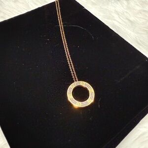 NWT Gold Pendant Necklace